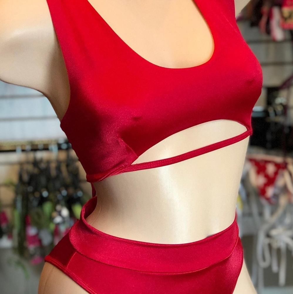 High waisted bathing suit